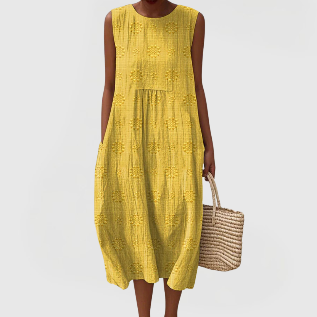 Versatile women's elegant sleeveless dress with pockets & tummy control, suitable for casual or dressy occasions.
