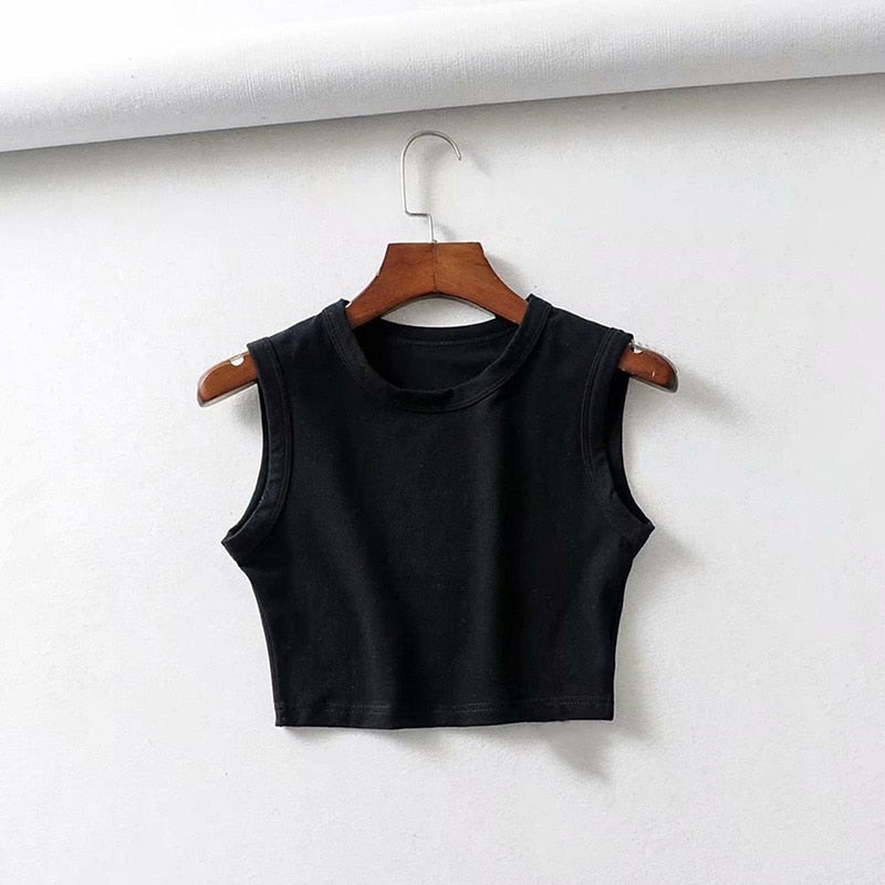 Lightweight, fitted women's sleeveless crop top, ideal for ultimate summer comfort.