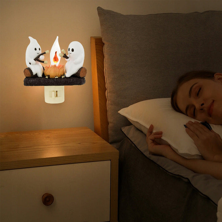 Gift idea: Ghost Bonfire Flashing Night Light, LED, for any spooky occasion