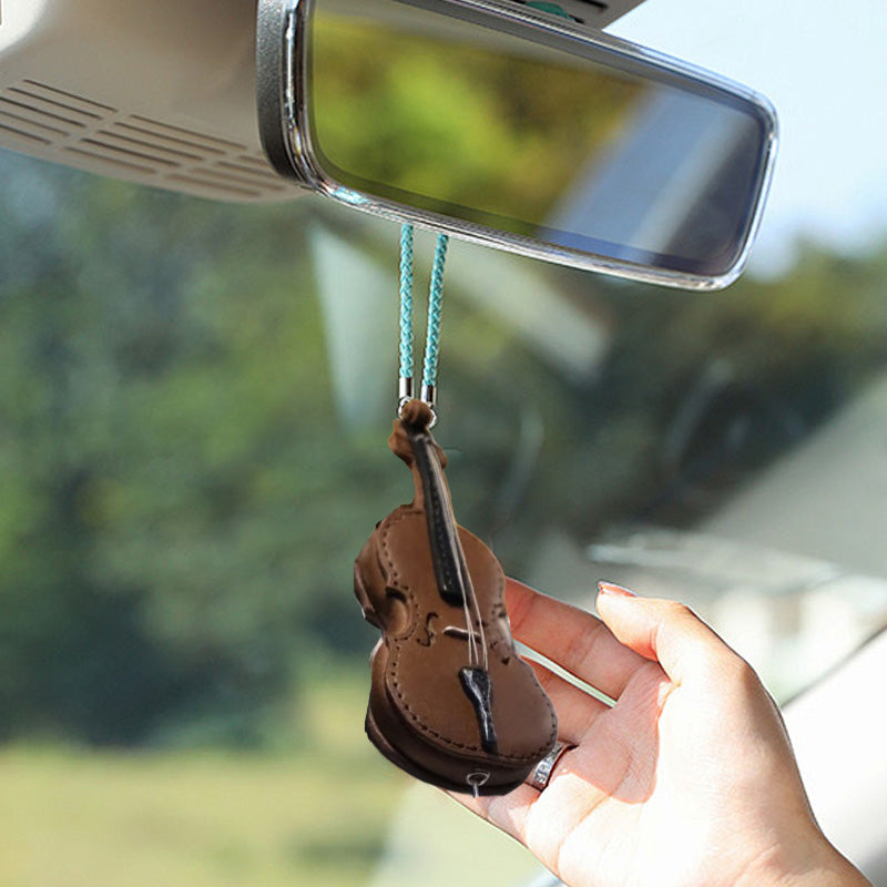 Leather violin keychain, a small but impactful accessory for daily use by musicians