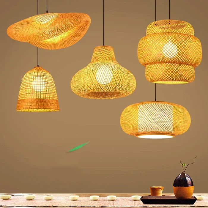 Elegant rattan pendant lamp, natural boho lighting for a warm and inviting home atmosphere.