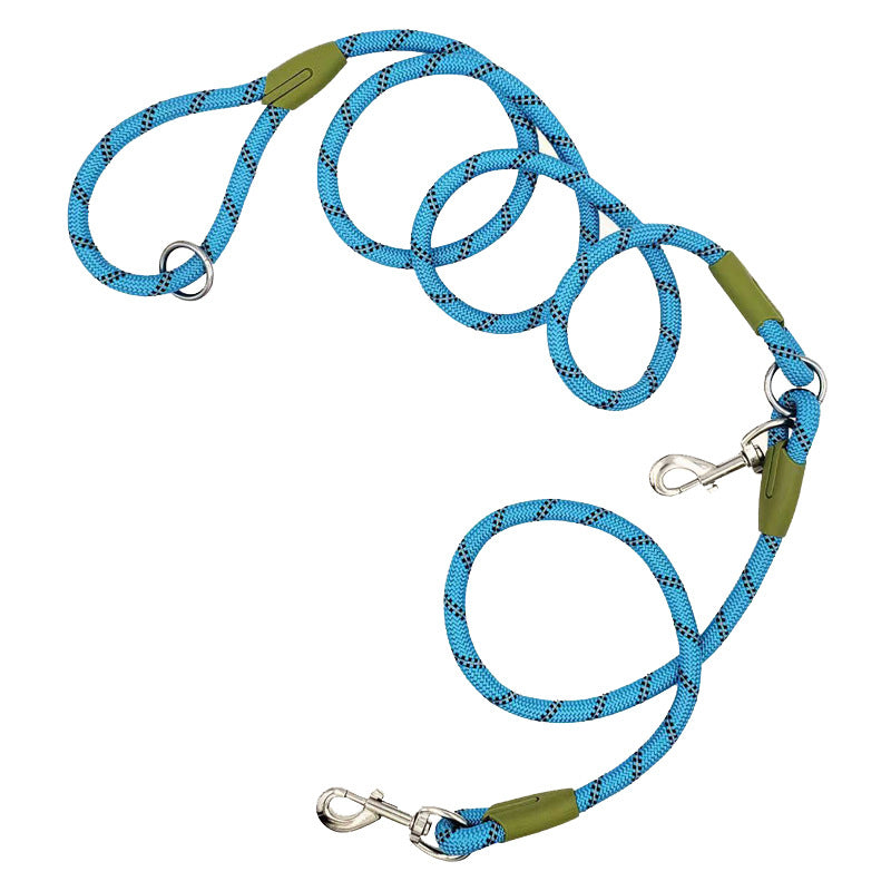 Close-up of the adjustable length feature on the hands-free dog leash, suitable for various dog sizes.