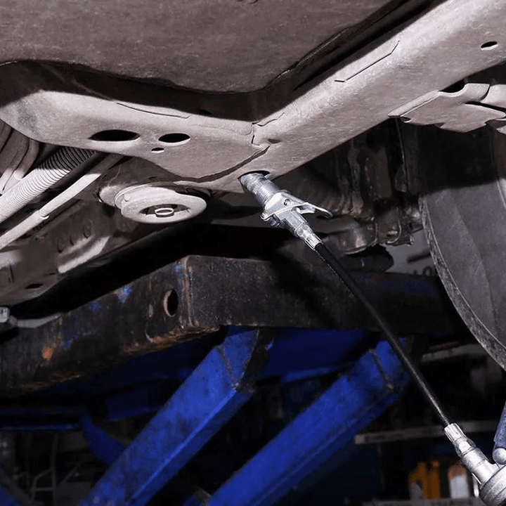 Ergonomic quick-lock grease gun coupler, perfect for industrial and automotive applications