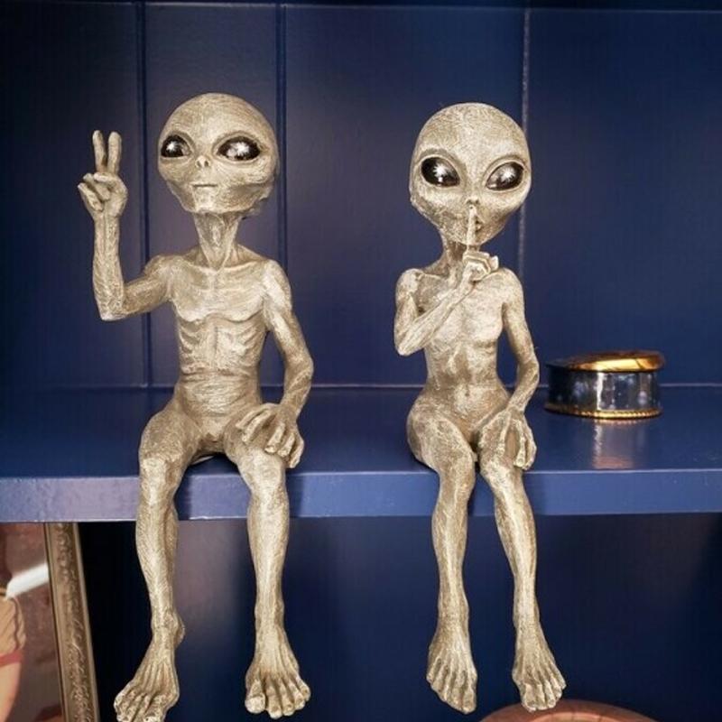 Life-sized alien statue for garden, a fun decorative accessory for any garden enthusiast