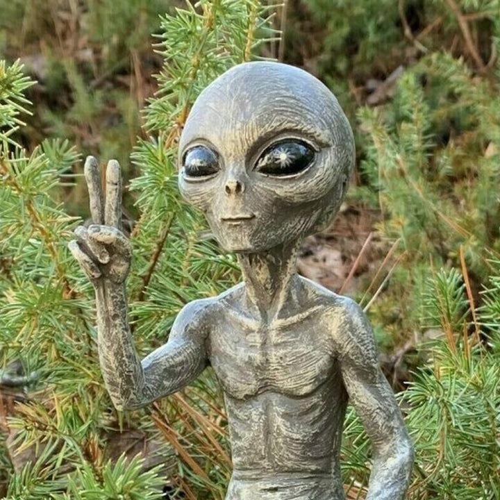 Durable resin alien garden statue, weather-resistant for long-lasting outdoor enjoyment