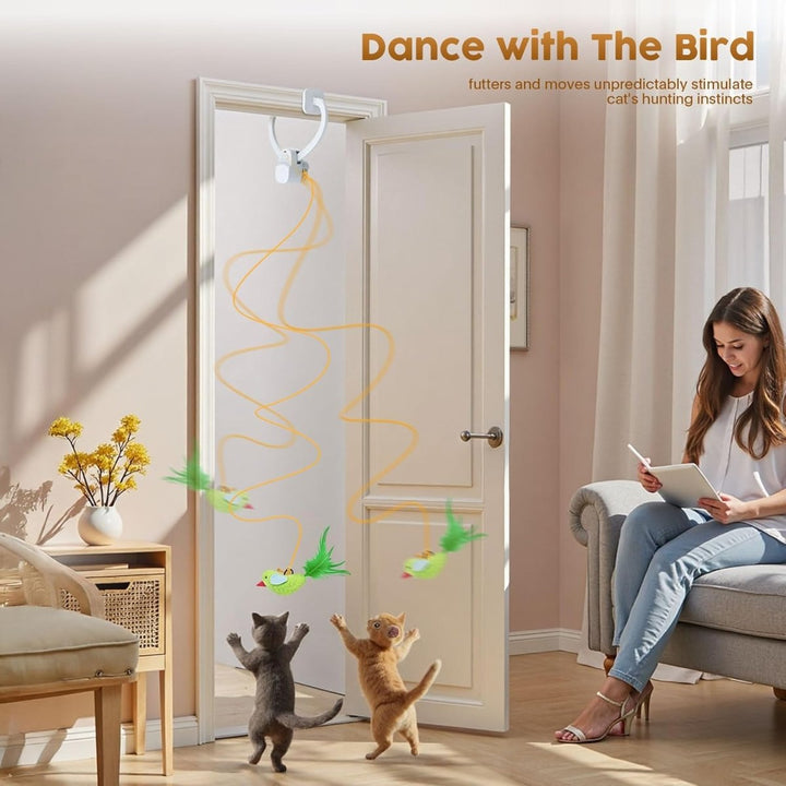 Realistic motion-activated bird cat toy, designed for interactive playtime & reducing boredom for indoor pets.
