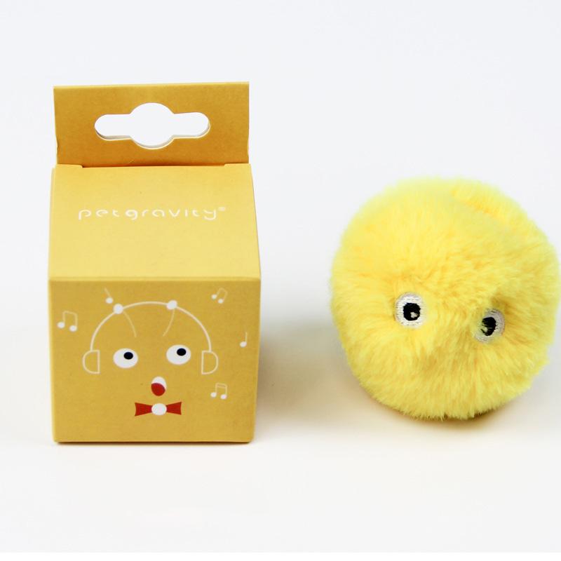 Electronic pet play ball, an interactive sound toy for endless feline fun