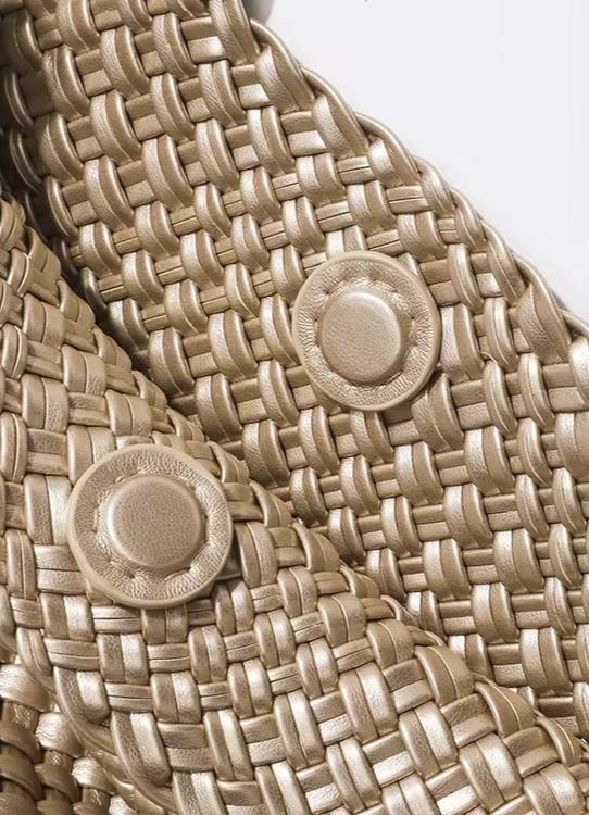 Casual chic large woven tote bag, women's shoulder carryall for fashion-forward looks.