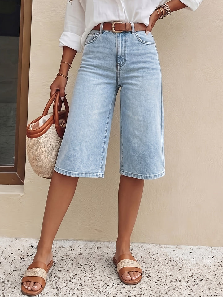 Casual women's light blue high waist culotte shorts with a trendy wide leg and cropped length.