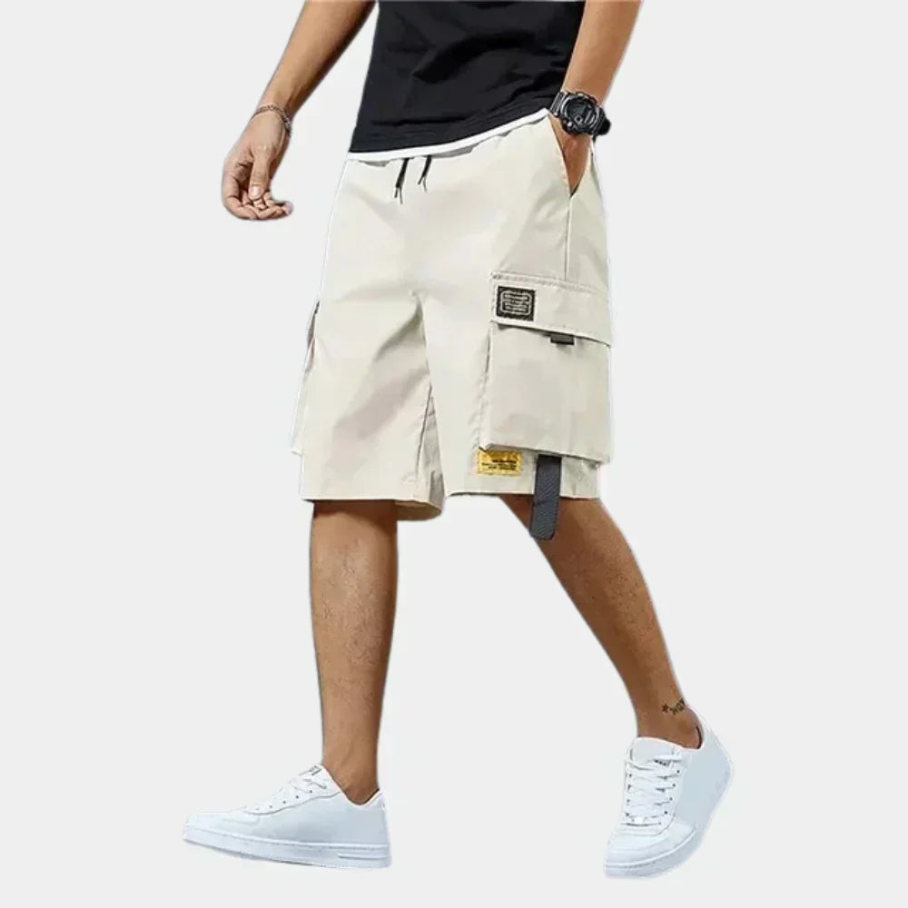 Adventure-ready men's lightweight cargo shorts, designed with ample pockets for summer outdoor exploration.