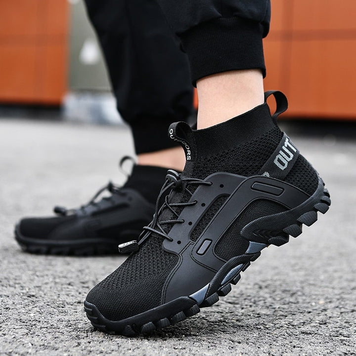 Men's barefoot sock shoes with non-slip sole, designed for natural movement and ultimate comfort.