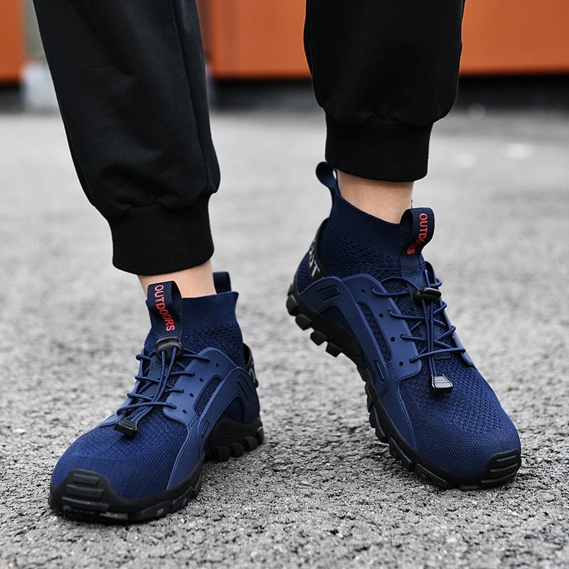 Men's athletic sock shoes, non-slip sole, providing natural movement and ultimate foot flexibility.