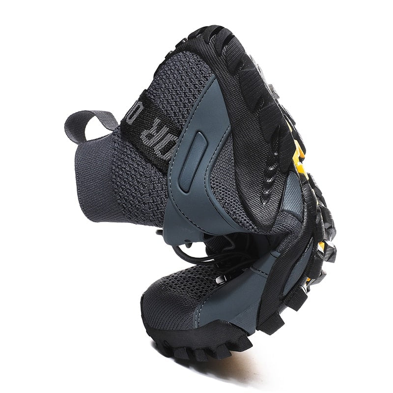 Quick-dry men's minimalist sock shoes, non-slip, promoting natural foot mechanics and strength.