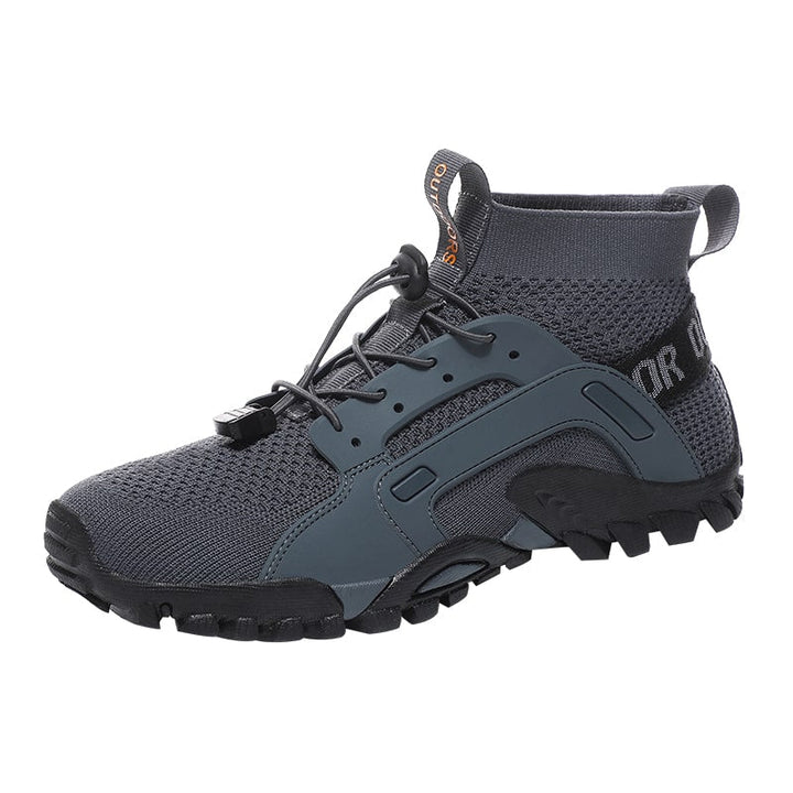 Men's flexible workout sock shoes, non-slip sole, for natural movement and improved foot strength.
