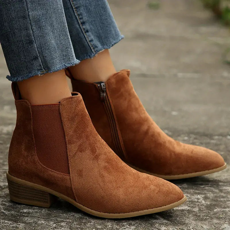 Comfortable men's pull-on Chelsea ankle boots, versatile for any occasion, stylish & easy to wear.