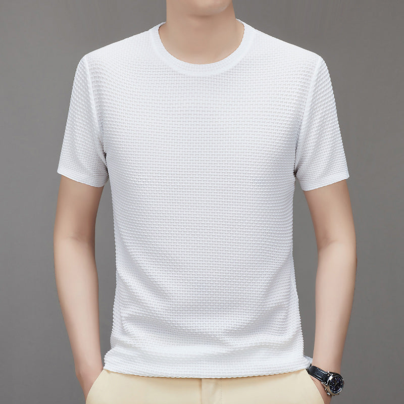 Men's short-sleeve t-shirt made from breathable mesh and ice silk, perfect for athletic activities.