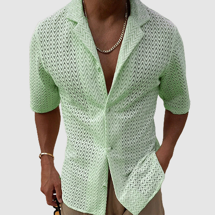 Stylish men's wave pattern summer shirt, short-sleeve, breathable & relaxed fit, great for warm weather outings.