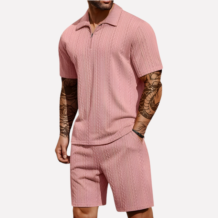 Relaxed men's 2-piece set: short sleeve polo & comfortable shorts. Perfect for casual summer days.