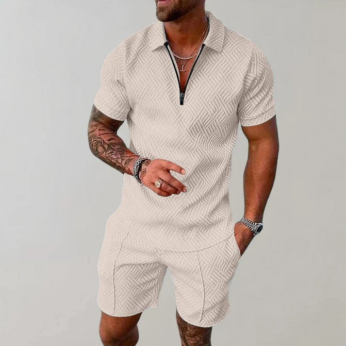 Breathable men's casual two-piece outfit: zip polo & shorts. Designed for ultimate summer comfort & style.