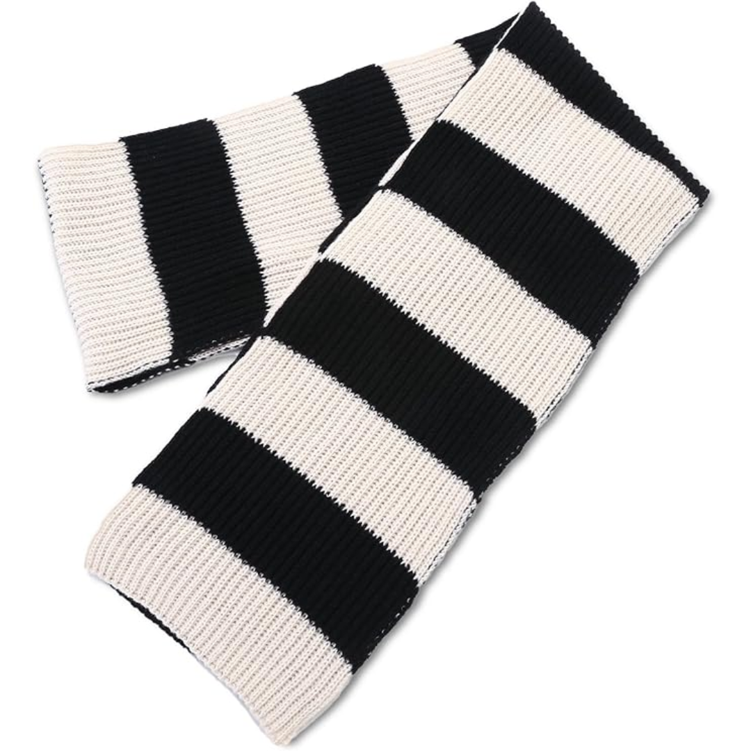 Cozy chunky knitted men's striped scarf, ideal for cold winter fashion and comfort.