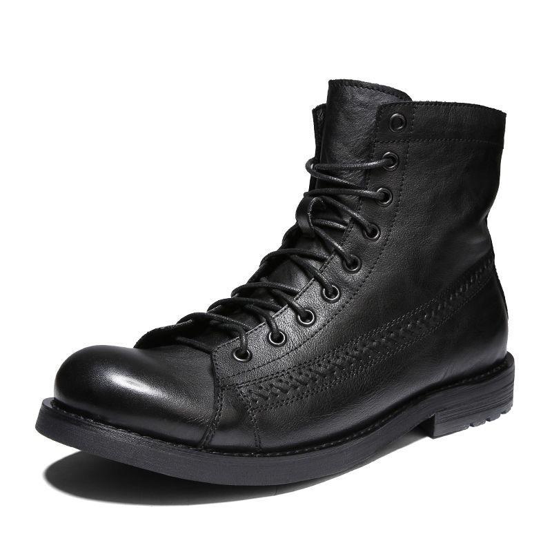 Versatile men's ankle boots, perfect for both dress and casual outfits, a timeless fall footwear choice.