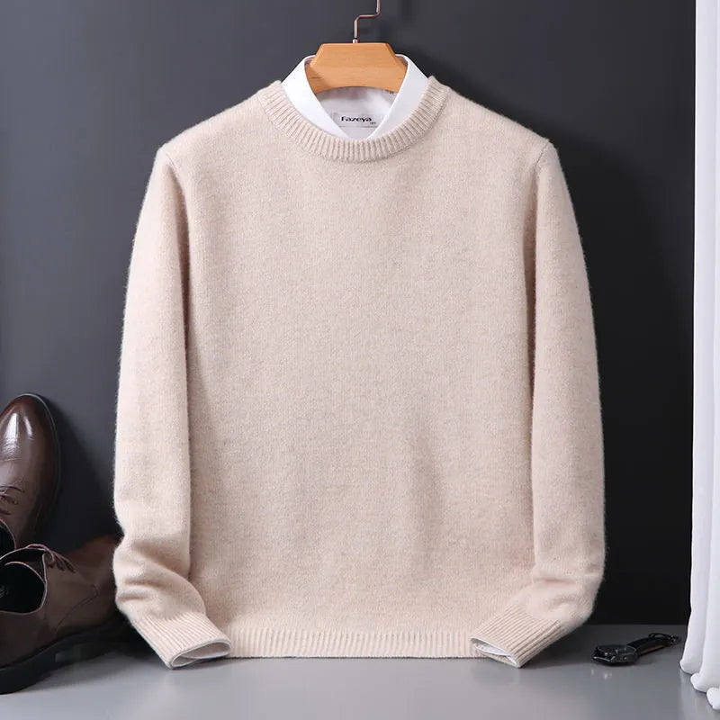 Versatile men's classic crew neck sweater. Essential knitwear for a refined casual look or smart office attire.
