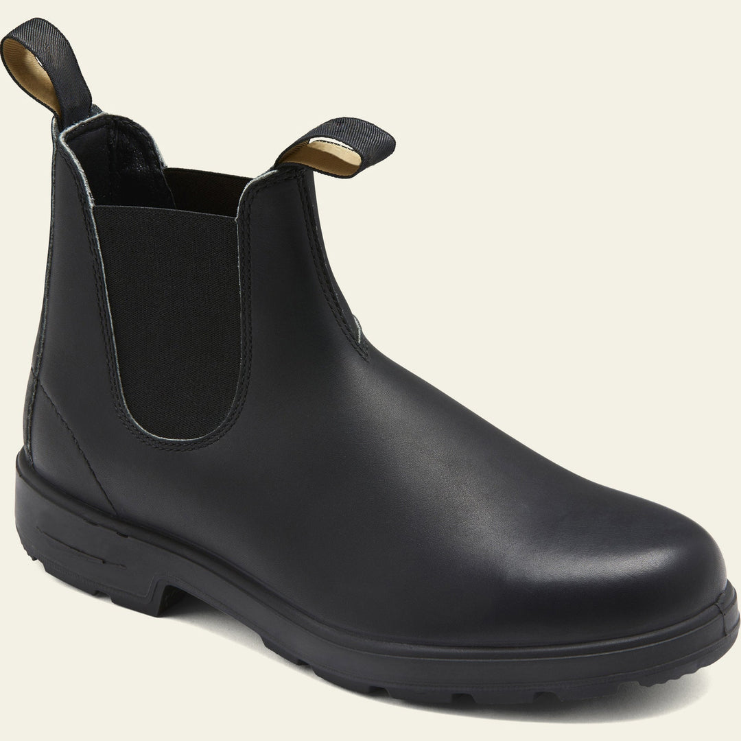Full shot of elegant mens Chelsea boots in premium leather, ideal dress boots for any sophisticated wardrobe.