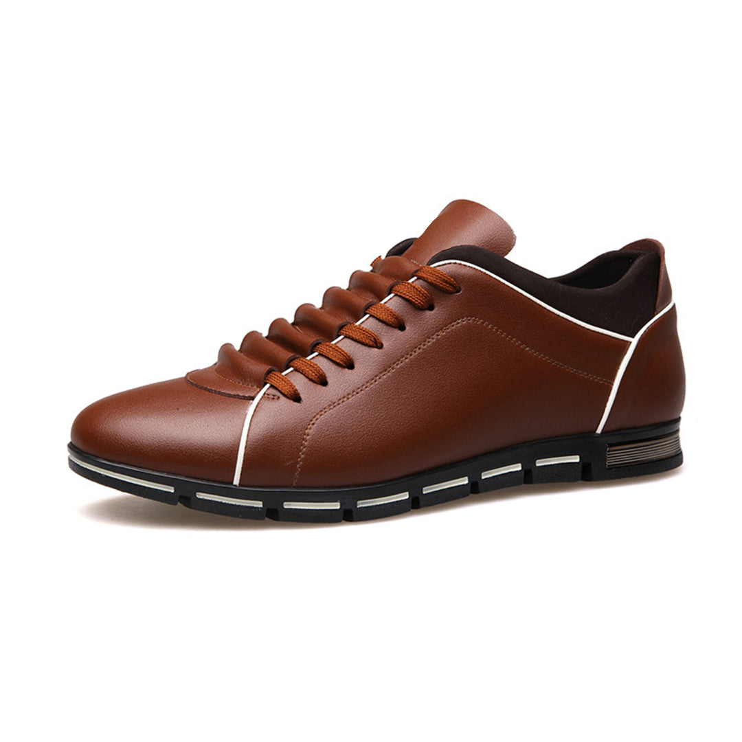 Stylish men's low-top sneakers featuring a classic design, great for modern casual fashion.