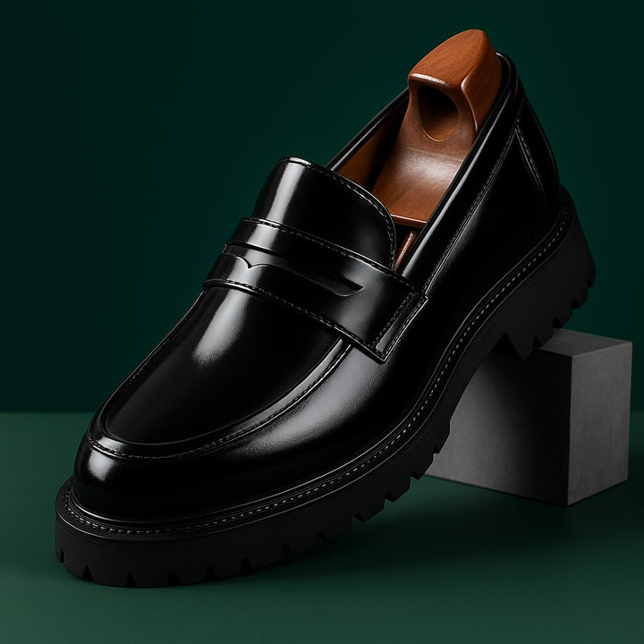 Versatile men's formal & casual slip-on loafers. Classic design, comfortable footwear for an elegant look.
