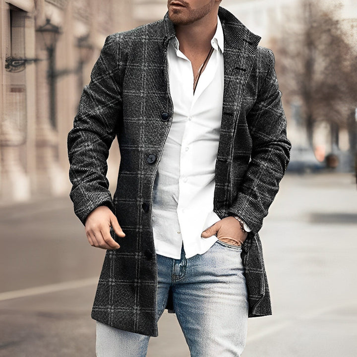 Stylish men's long overcoat with button-front closure, ideal for warmth and a sophisticated look.