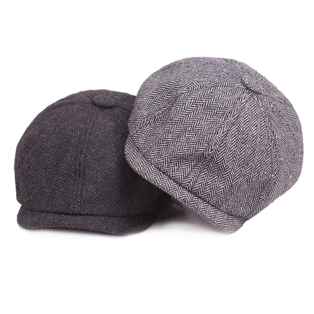 Front view of men's vintage flat cap. Classic newsboy style hat, a timeless fashion accessory for modern gentlemen.