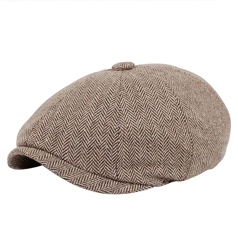Versatile men's classic flat cap. Timeless vintage style newsboy hat, perfect fashion accessory for everyday casual wear.