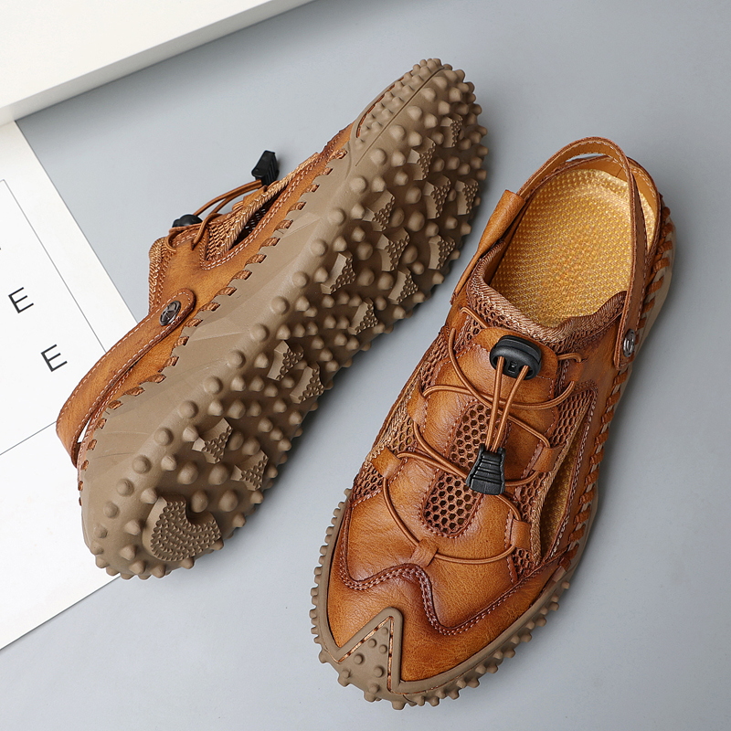 Versatile men's closed-toe slingback sandals, offering comfort & support for summer outdoor activities.