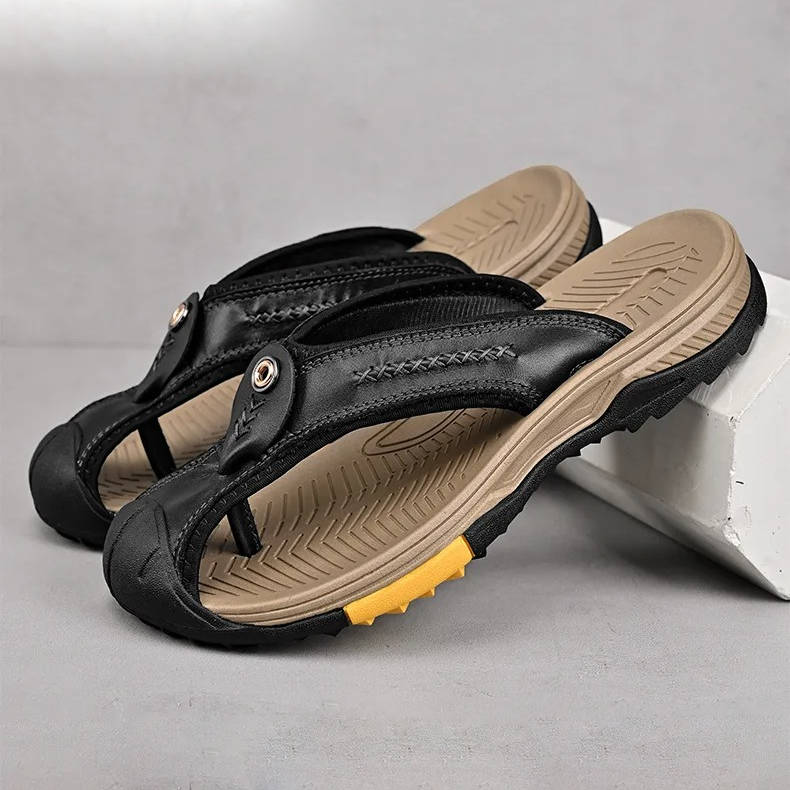 Versatile men's closed-toe water sandals, non-slip for outdoor adventure, beach, sport, and casual summer.