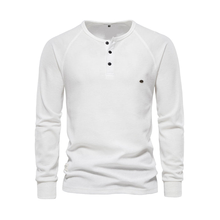 Men's versatile long sleeve casual shirt, perfect for layering and comfortable autumn style.