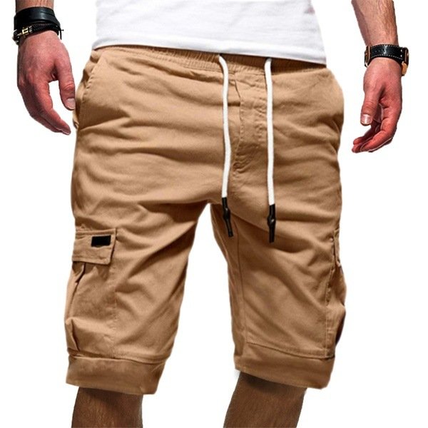 Casual multi-pocket men's cargo shorts with a relaxed fit, perfect for everyday summer wear and outdoor walks.