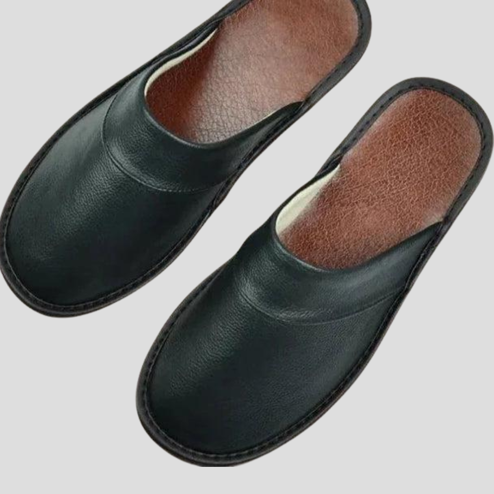 Soft, padded men's slip-on slippers for comfortable loungewear at home.