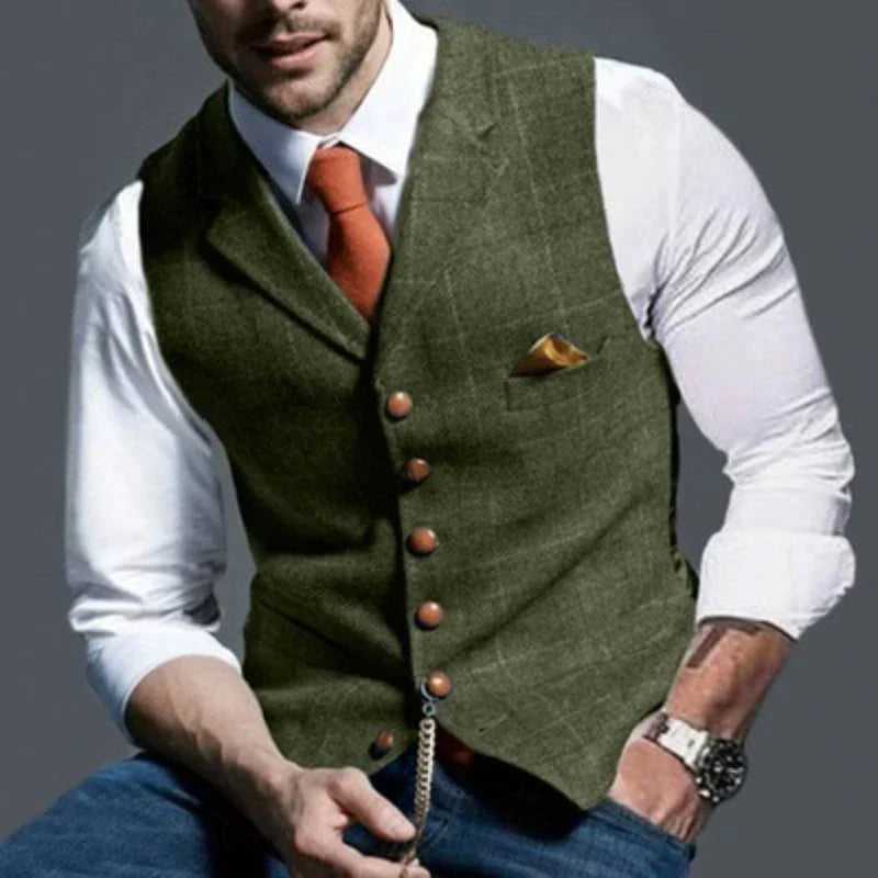 Versatile men's checked waistcoat, suited for both elegant formal attire and stylish casual layering. Slim fit vest.
