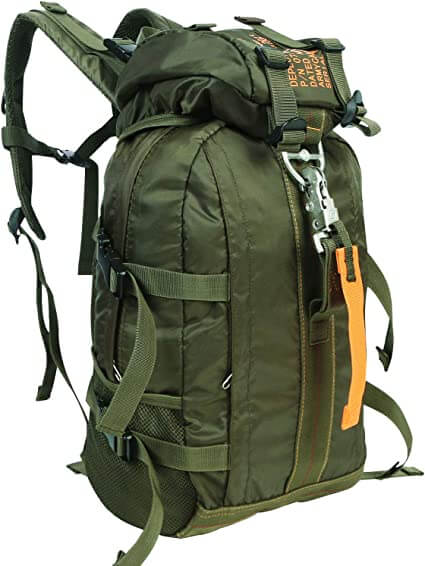 Men's FieldGear hiking backpack, water-resistant for long trails. Comfortable large capacity outdoor gear.