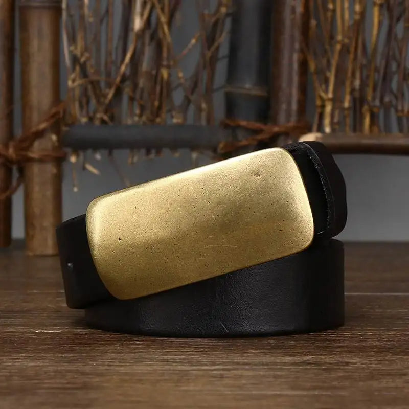 Men's fashion accessory: durable cowhide leather belt with an elegant forged brass buckle.