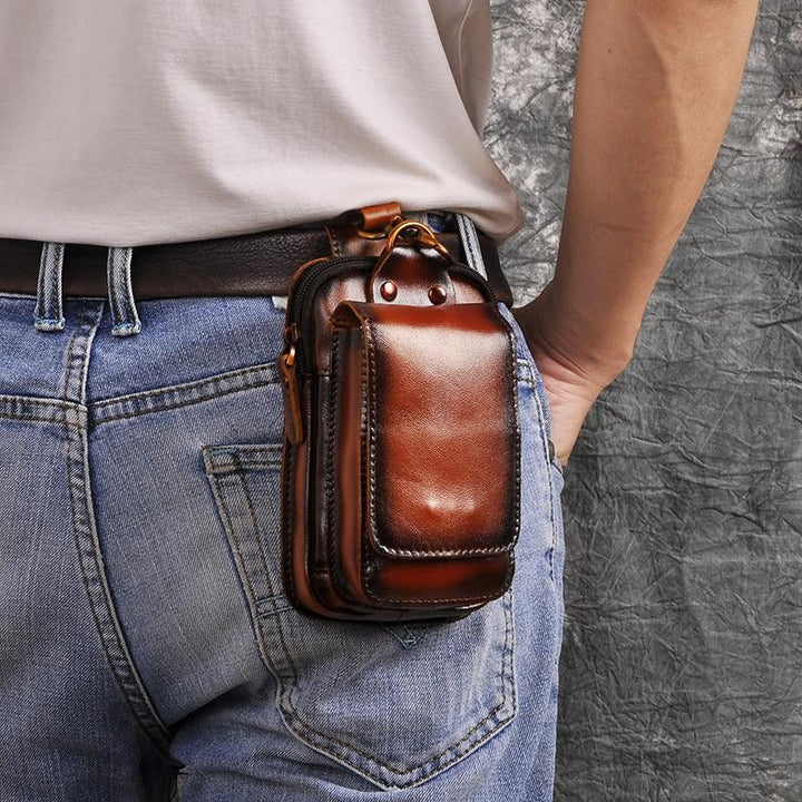 Durable men's leather waist pack, ideal for hands-free travel or daily essentials.