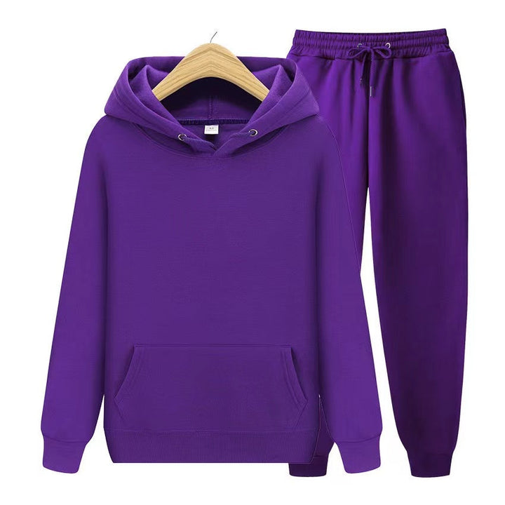 Warm men's sport suit with moisture-wicking fabric. Ideal for gym wear & cold weather outdoor clothing.