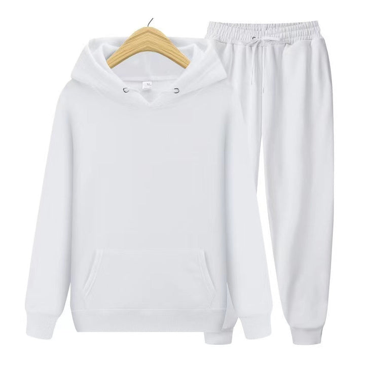 Men's athletic wear: Insulated tracksuit for fall/winter. Keeps you warm & dry during cold weather workouts.