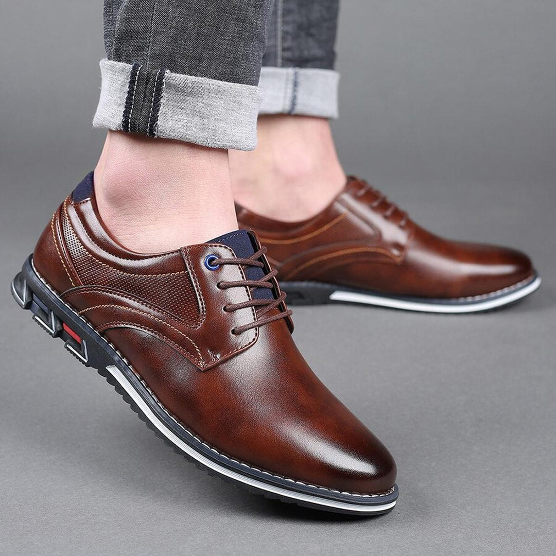 Side view of men's versatile walking shoes with anti-slip sole, ideal for casual and active wear