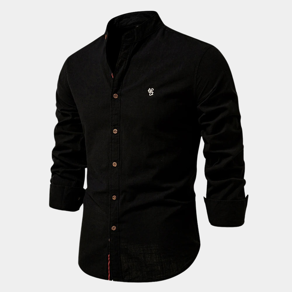Stylish men's lightweight long-sleeve summer shirt, relaxed and breathable for ultimate comfort and versatile fashion.