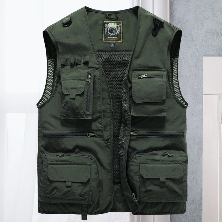 Versatile men's hiking vest, lightweight, multi-pocket design for outdoor travel & fishing.