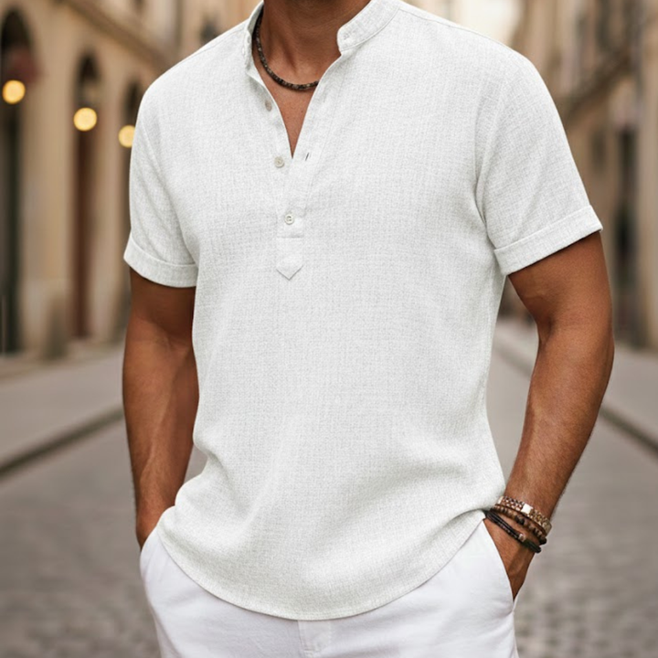 Stylish men's linen blend short sleeve henley, a relaxed fit polo shirt for ultimate summer casual comfort.