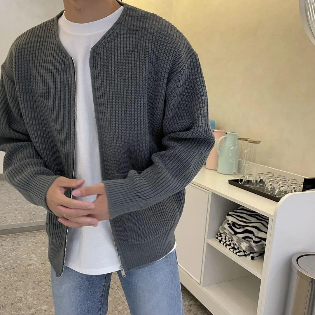 Versatile men's modern fit cardigan, a stylish knit top for both casual wear & formal attire.