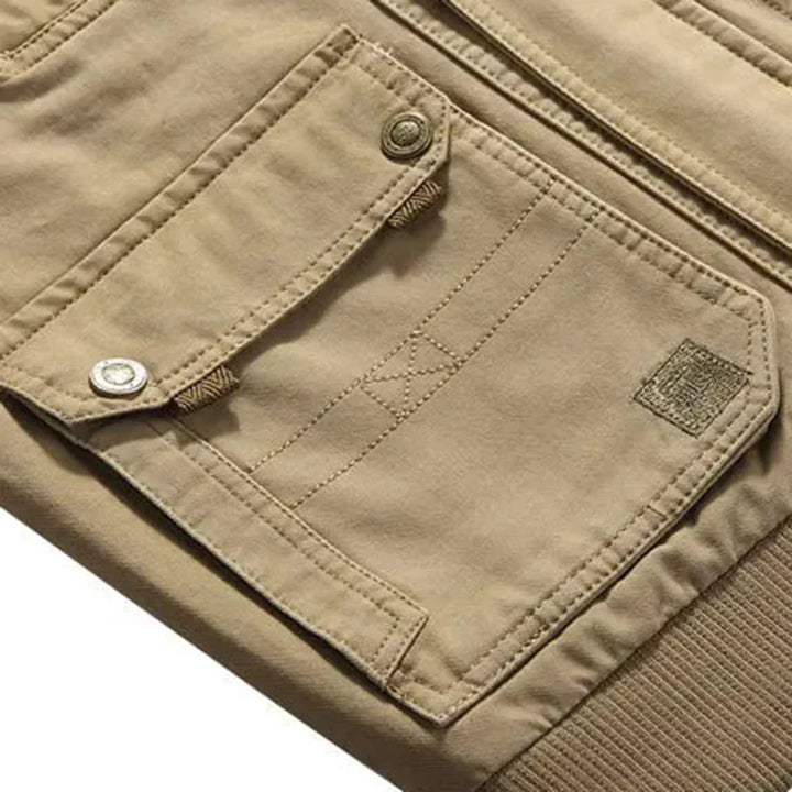 Versatile men's outdoor vest, perfect for spring/autumn hiking, fishing, travel & casual wear. Multi-pocket utility.