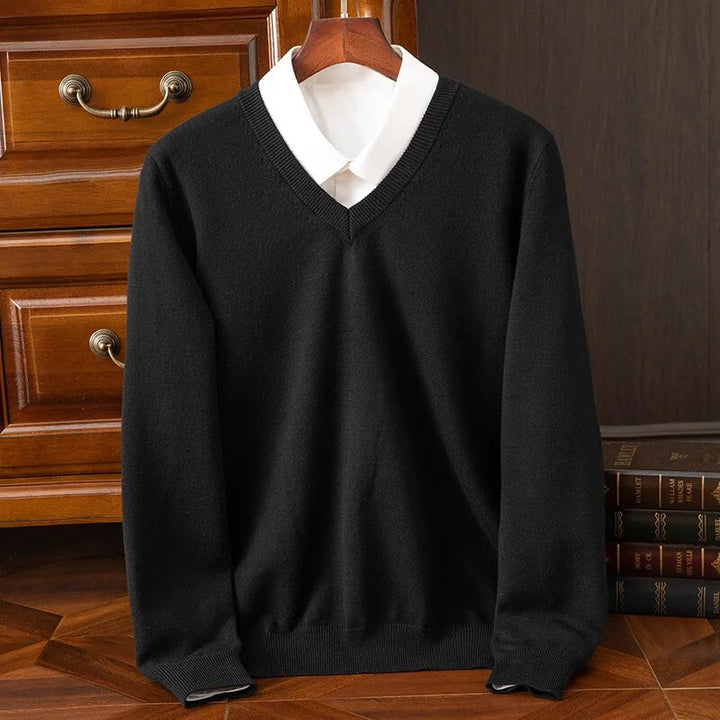 Cozy men's V-neck pullover sweater, a comfortable and elegant knit for winter and casual outfits.